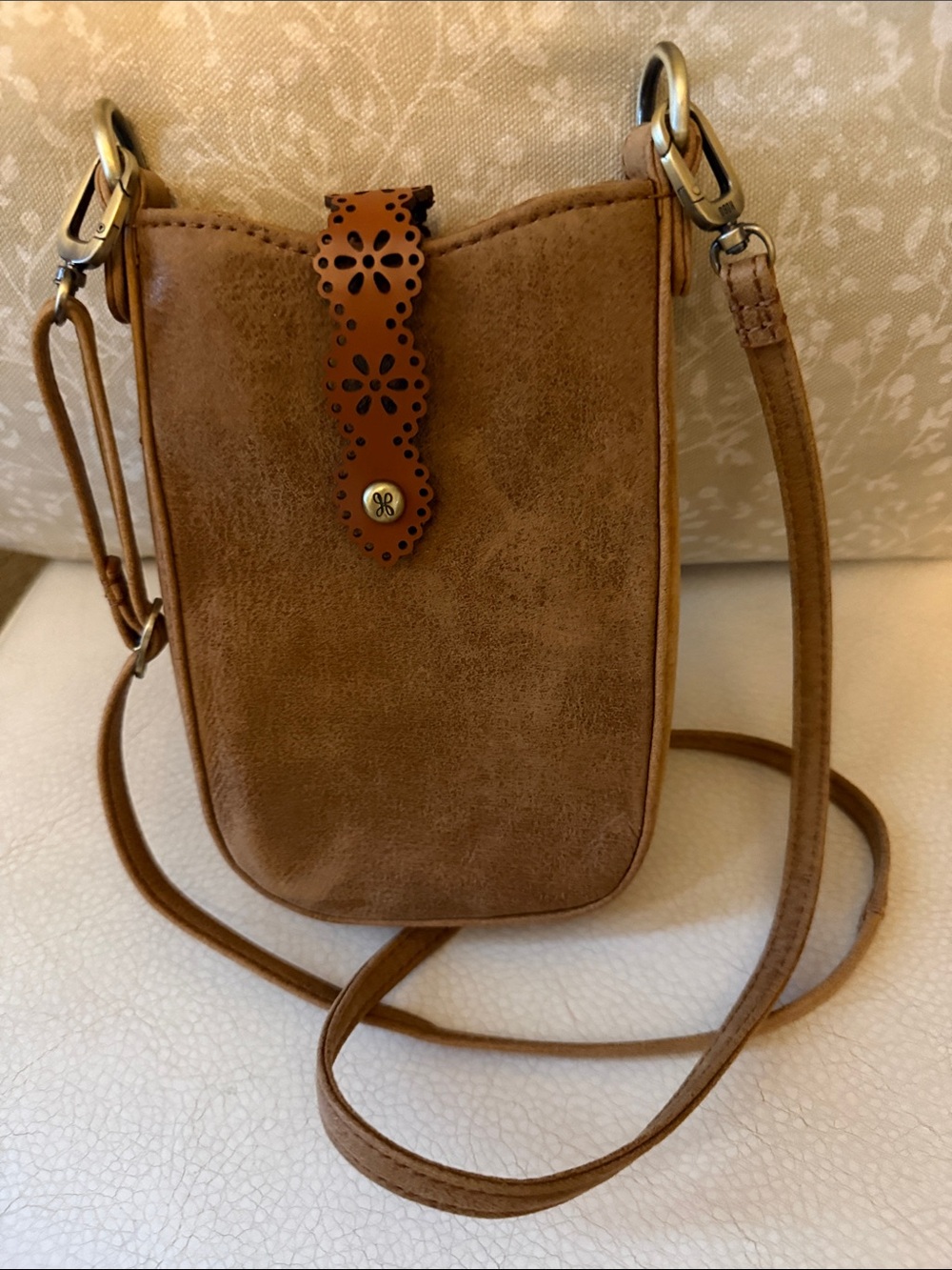 HOBO Lazer DaisyTan Brown Leather Crossbody Phone Bag